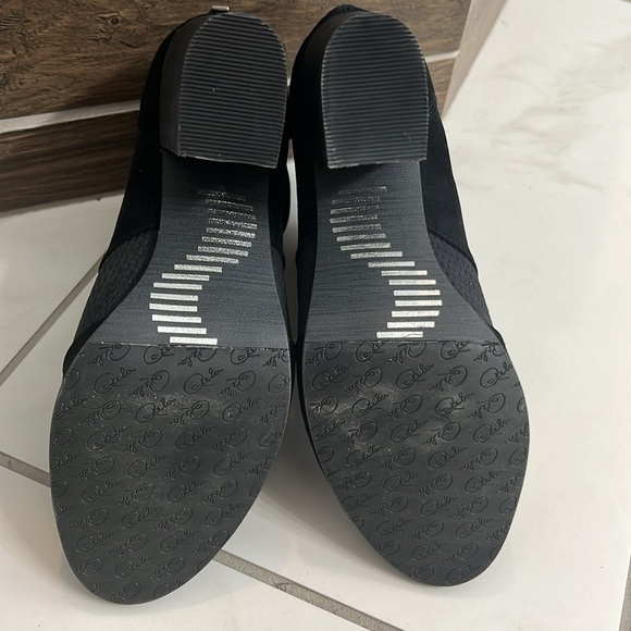 Reba size 8 black booties with open toe - Picture 9 of 9